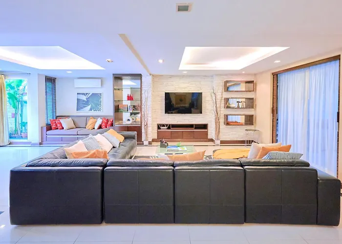 Low-rise House For Groups Near Bts & Emdistrict For Spacious Cozy * Bangkok