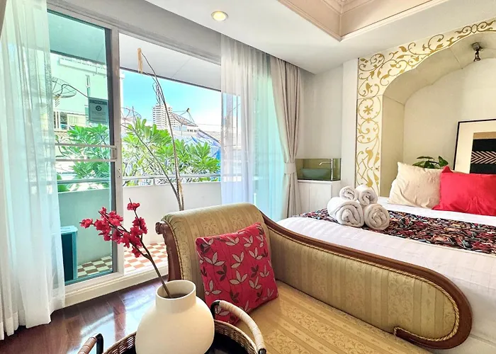 Low-rise House For Groups Near Bts & Emdistrict For Spacious Cozy Сasa de vacaciones *