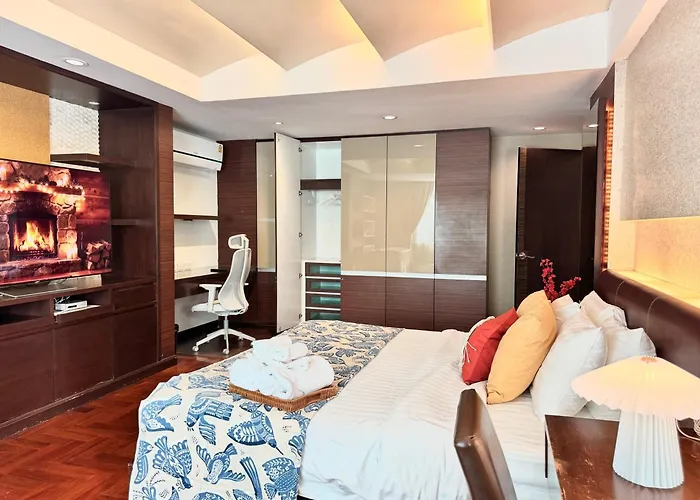 Сasa de vacaciones Low-rise House For Groups Near Bts & Emdistrict For Spacious Cozy Bangkok