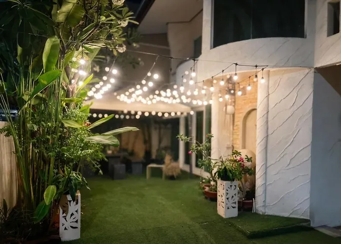 Сasa de vacaciones Low-rise House For Groups Near Bts & Emdistrict For Spacious Cozy Bangkok